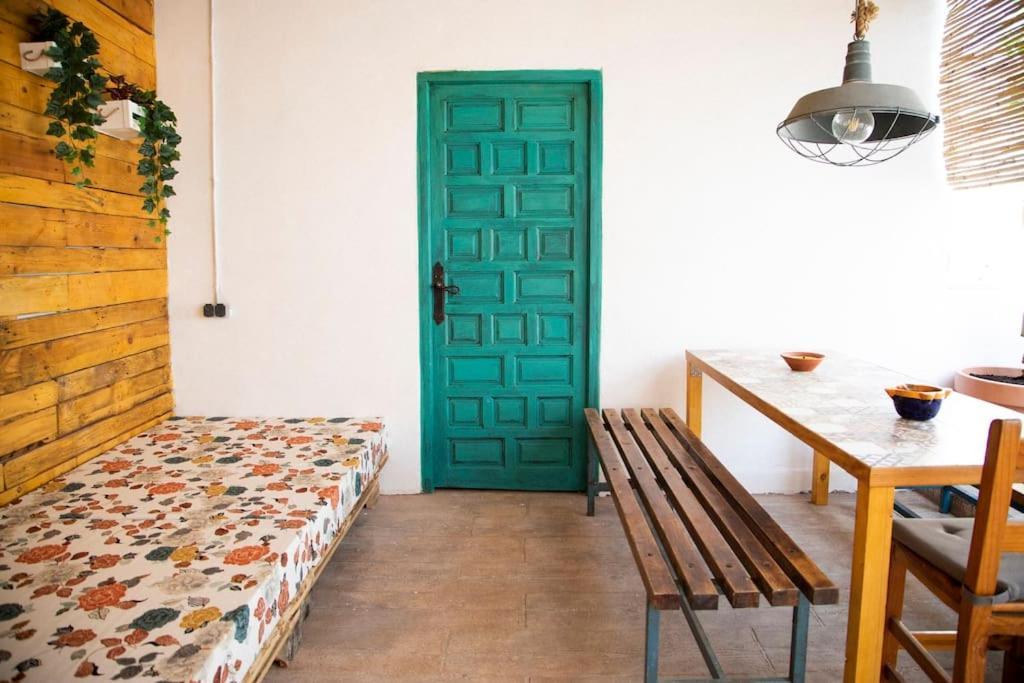 Apartamento Con Terraza Y Barbacoa 帕特纳 外观 照片