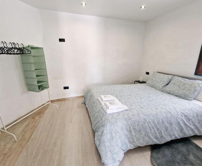 Apartamento Con Terraza Y Barbacoa 帕特纳 外观 照片