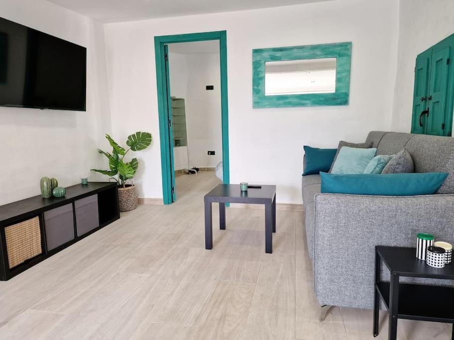 Apartamento Con Terraza Y Barbacoa 帕特纳 外观 照片